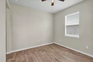 10484 SW Captiva Dr, Port Saint Lucie, FL 34987 - Photo 15