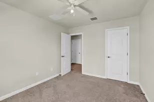 10484 SW Captiva Dr, Port Saint Lucie, FL 34987 - Photo 35