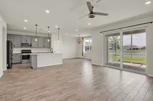 10484 SW Captiva Dr, Port Saint Lucie, FL 34987 - Photo 7