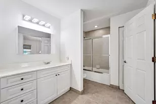 1743 NE 4th Ave, Fort Lauderdale, FL 33305 - Photo 23