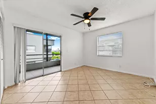 908 Normandy, Delray Beach, FL 33484 - Photo 19