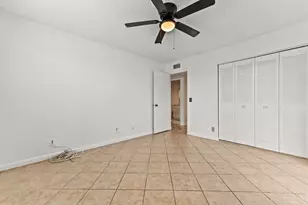 908 Normandy, Delray Beach, FL 33484 - Photo 21