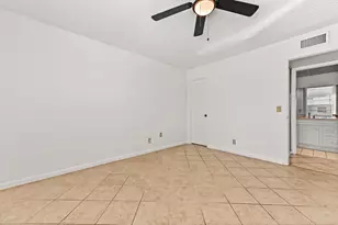 908 Normandy, Delray Beach, FL 33484 - Photo 17