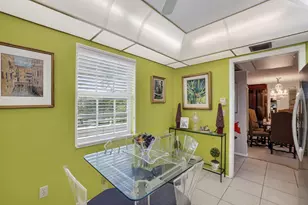 3900 Oaks Clubhouse Dr, Pompano Beach, FL 33069 - Photo 17