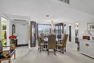 3900 Oaks Clubhouse Dr, Pompano Beach, FL 33069 - Photo 11