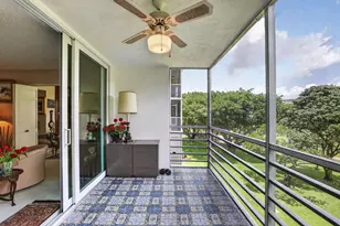 3900 Oaks Clubhouse Dr, Pompano Beach, FL 33069 - Photo 33