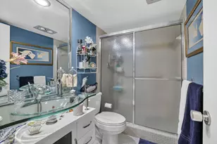 3900 Oaks Clubhouse Dr, Pompano Beach, FL 33069 - Photo 27