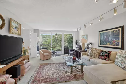 3900 Oaks Clubhouse Drive #410, Pompano Beach, FL 33069 - Photo 9