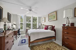 3900 Oaks Clubhouse Dr, Pompano Beach, FL 33069 - Photo 19