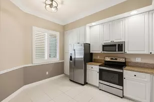24 Harbour Isle Dr W, Fort Pierce, FL 34949 - Photo 5