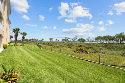 24 Harbour Isle Drive W #106, Fort Pierce, FL 34949 - Photo 29