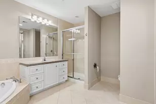 24 Harbour Isle Dr W, Fort Pierce, FL 34949 - Photo 25
