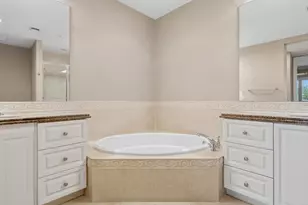 24 Harbour Isle Dr W, Fort Pierce, FL 34949 - Photo 21