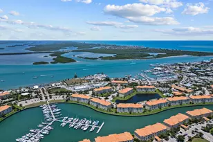 24 Harbour Isle Dr W, Fort Pierce, FL 34949 - Photo 41
