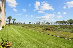 24 Harbour Isle Dr W, Fort Pierce, FL 34949 - Photo 29