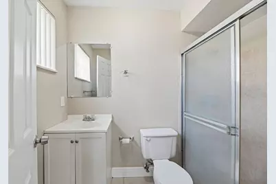 2420 NW 89th Avenue, Sunrise, FL 33322 - Photo 25