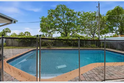 2420 NW 89th Avenue, Sunrise, FL 33322 - Photo 31