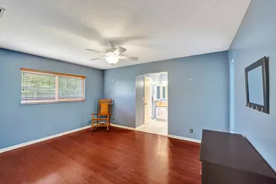 1710 NW 111th Terrace, Pembroke Pines, FL 33026 - Photo 21