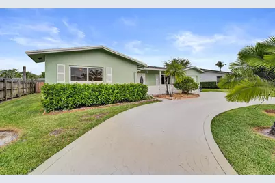 1710 NW 111th Terrace, Pembroke Pines, FL 33026 - Photo 3
