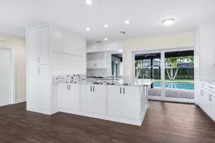 1041 SW 4th St, Boca Raton, FL 33486 - Photo 5