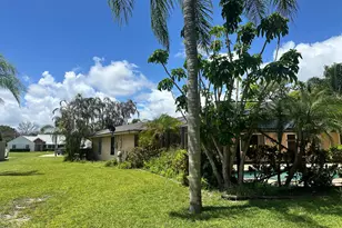 931 NE Town Terrace, Jensen Beach, FL 34957 - Photo 7