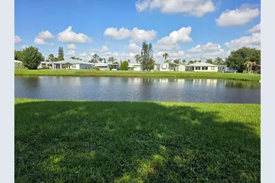 7 Madrid Lane, Port Saint Lucie, FL 34952 - Photo 9