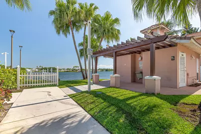 6466 Buena Vista Drive, Margate, FL 33063 - Photo 35