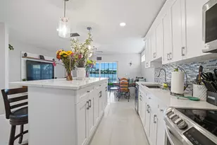 6466 Buena Vista Dr, Margate, FL 33063 - Photo 17