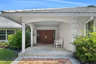 335 Old School Rd, Gulf Stream, FL 33483 - Photo 7
