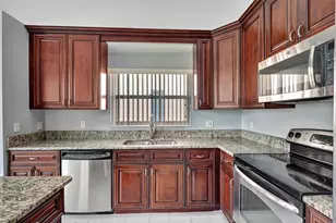 4190 Bahia Isle Cir, Wellington, FL 33449 - Photo 13