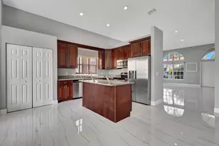4190 Bahia Isle Cir, Wellington, FL 33449 - Photo 13