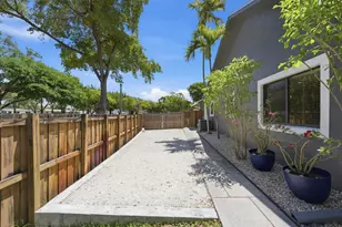 1630 NW 118th Ave, Pembroke Pines, FL 33026 - Photo 31