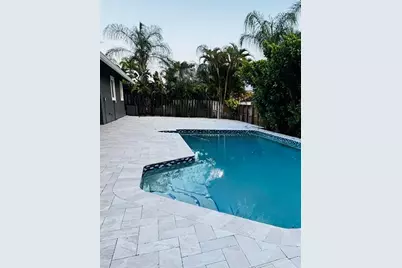 1630 NW 118th Avenue, Pembroke Pines, FL 33026 - Photo 3