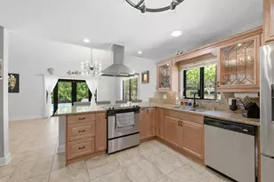 1630 NW 118th Ave, Pembroke Pines, FL 33026 - Photo 13