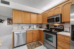 10174 Mangrove Dr, Boynton Beach, FL 33437 - Photo 29