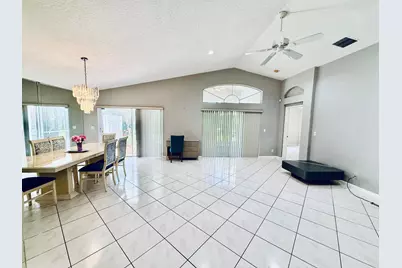 10921 Royal Caribbean Circle, Boynton Beach, FL 33437 - Photo 13