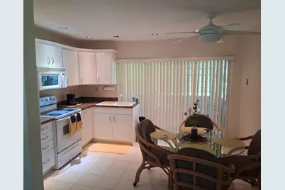 7304 NW 57th Drive, Tamarac, FL 33321 - Photo 7