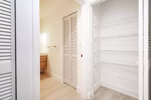 380 NW 67th St, Boca Raton, FL 33487 - Photo 17