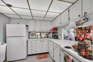 500 Executive Center Dr, West Palm Beach, FL 33401 - Photo 9