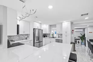4990 NW 2nd Ct, Boca Raton, FL 33431 - Photo 7