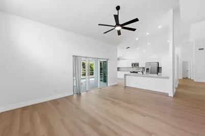 7710 NW 87th Avenue, Tamarac, FL 33321 - Photo 27