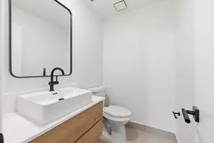 7710 NW 87th Ave, Tamarac, FL 33321 - Photo 13