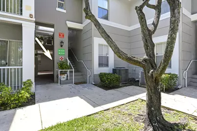 2009 Shoma Drive, West Palm Beach, FL 33414 - Photo 3