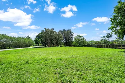 11200 NW 14th Street, Plantation, FL 33323 - Photo 17