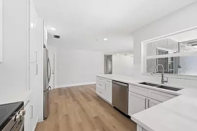 11991 SW 51st Court, Cooper City, FL 33330 - Photo 9