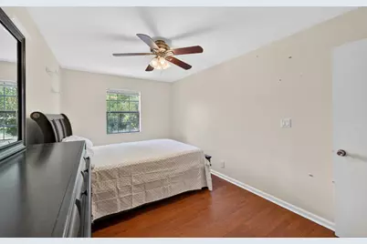 9409 NW 42nd Street, Sunrise, FL 33351 - Photo 13