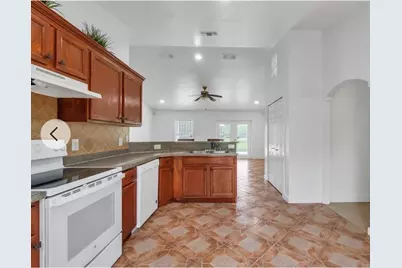 34 Bradford Court, Kissimmee, FL 34758 - Photo 7
