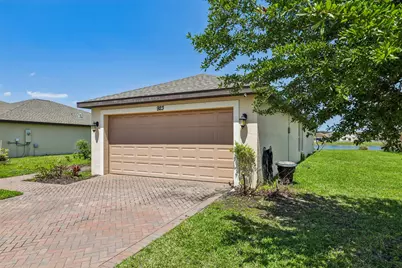 923 Bent Creek Drive, Fort Pierce, FL 34947 - Photo 3