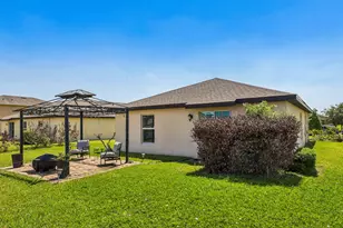923 Bent Creek Dr, Fort Pierce, FL 34947 - Photo 27