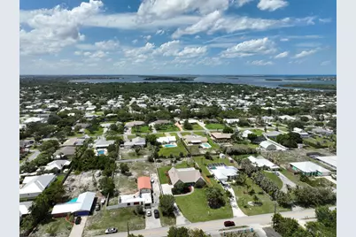 5419 SE Horseshoe Point Road, Stuart, FL 34997 - Photo 1